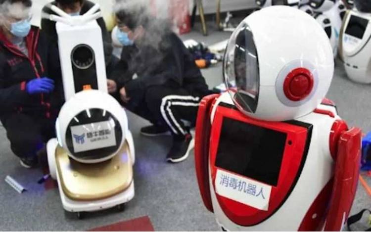 Robots takes over COVID-19 disinfection work in China